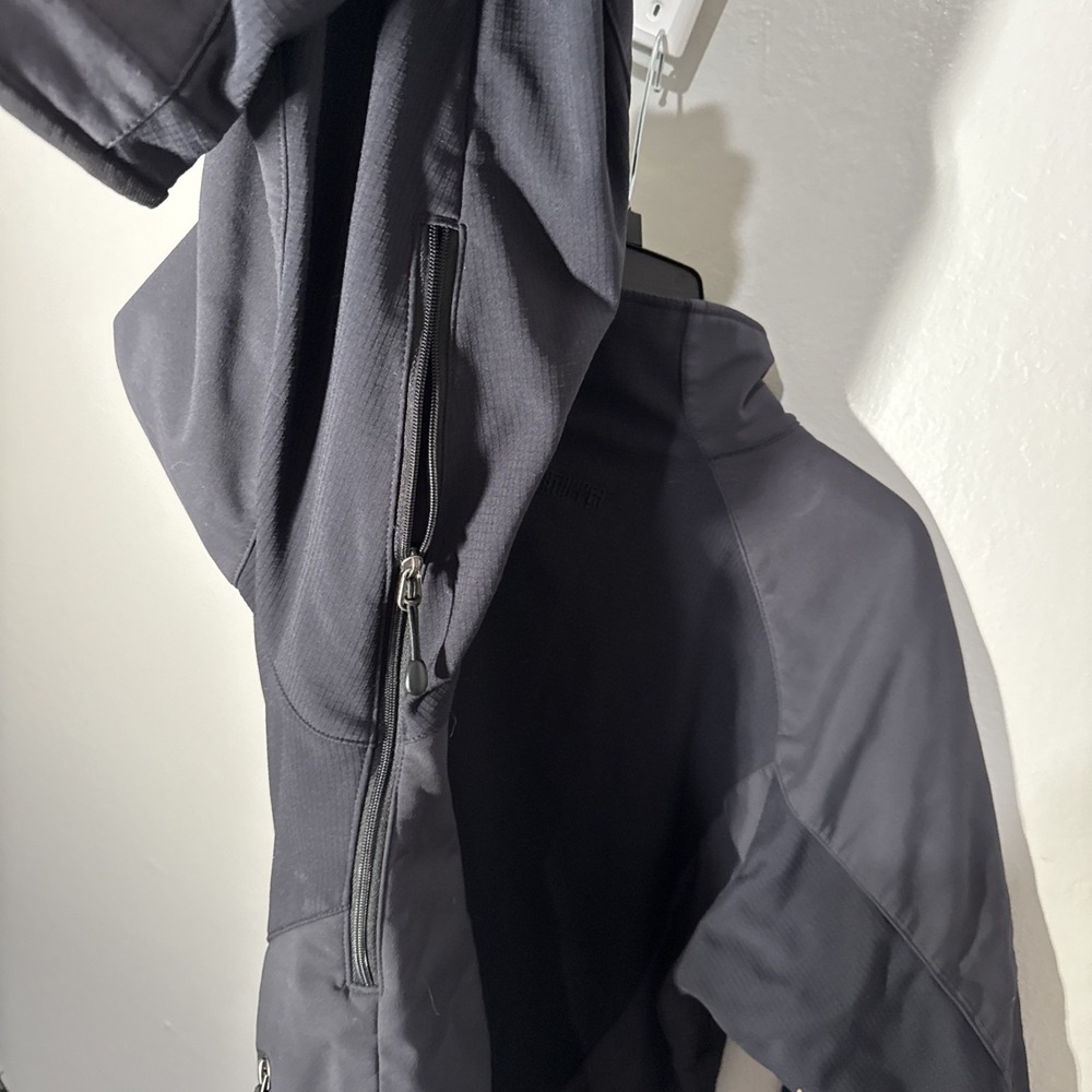 Marmot Mens Gore Windstopper Softshell Jacket Black & Gray Full Zip Medium M - Picture 5 of 9